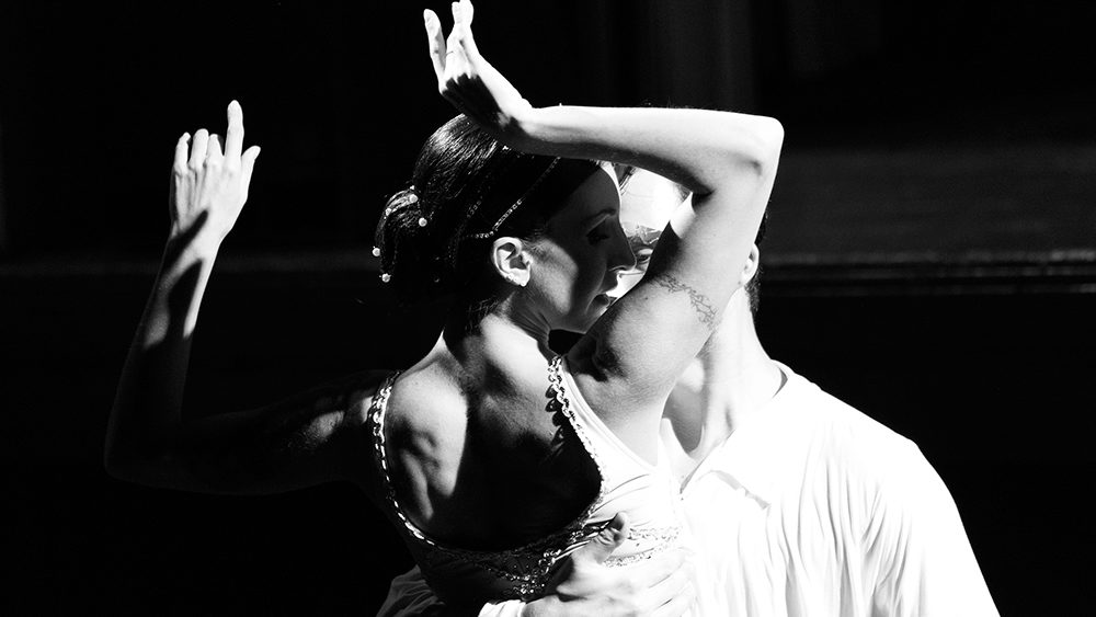 IKUVIUM BALLET -- Romeo & Giulietta